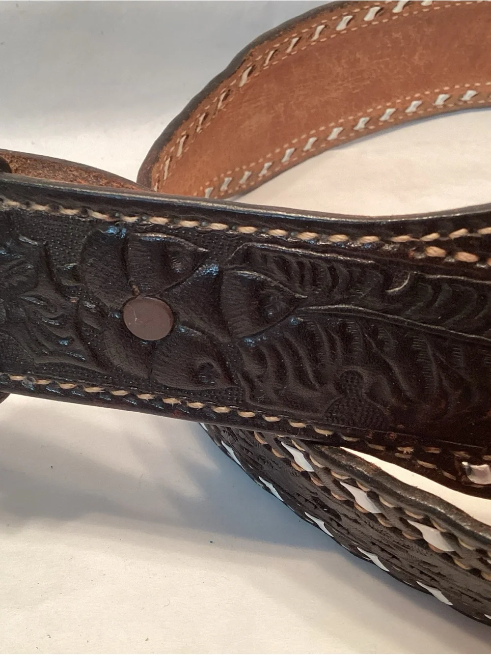 Vintage TOOLED Belt ACORNS Cowhide Leather 30 Brown White Tapered Cowboy Western